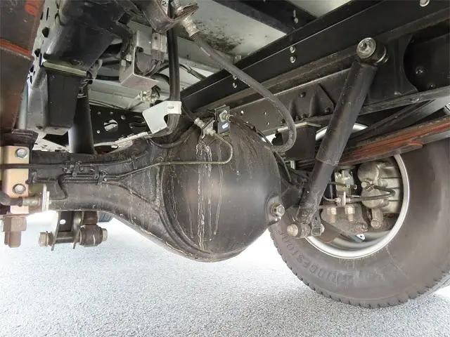 いすゞエルフアルミウイング小型（2t・3t）[写真40]