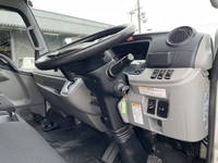 三菱ふそうキャンターアルミウイング小型（2t・3t）[写真34]