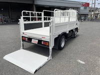 日野デュトロ平ボディ小型（2t・3t）[写真15]