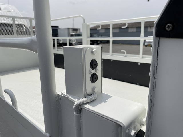 日野デュトロ平ボディ小型（2t・3t）[写真17]