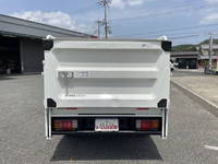 日野デュトロ平ボディ小型（2t・3t）[写真09]