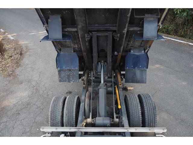 三菱ふそうキャンターダンプ小型（2t・3t）[写真18]