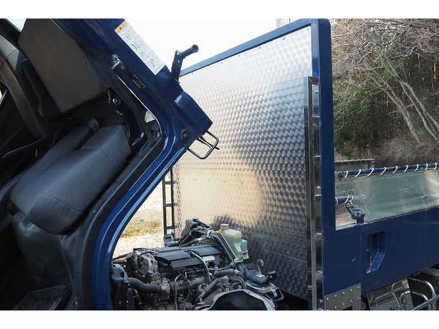 三菱ふそうキャンターダンプ小型（2t・3t）[写真29]