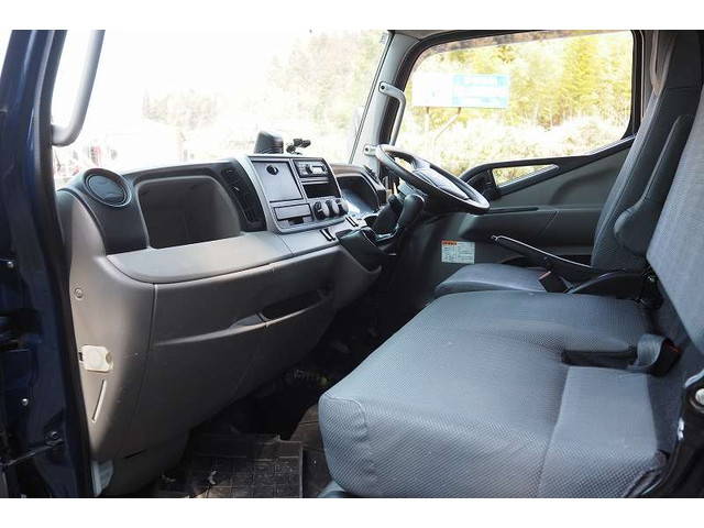 三菱ふそうキャンターダンプ小型（2t・3t）[写真33]