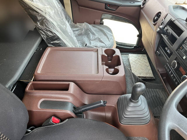 日野レンジャークレーン4段増トン（6t・8t）[写真35]