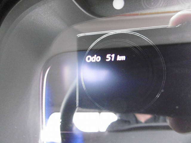 三菱ふそうキャンター平ボディ小型（2t・3t）[写真12]