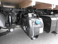 三菱ふそうキャンター平ボディ小型（2t・3t）[写真19]