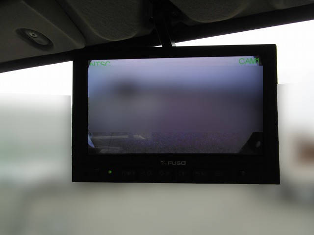 三菱ふそうキャンター平ボディ小型（2t・3t）[写真09]