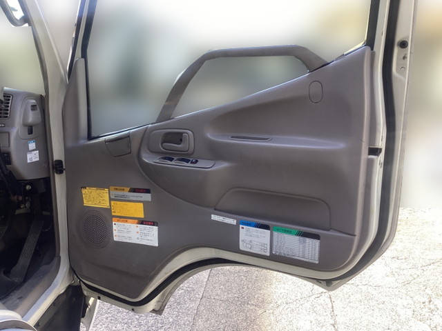 トヨタダイナ高所作業車小型（2t・3t）[写真24]