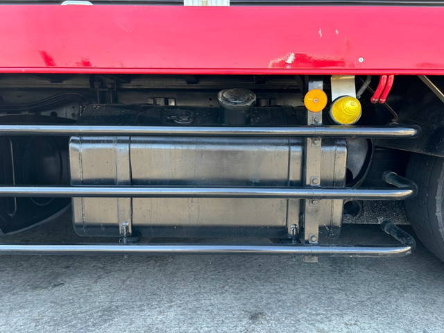 日野プロフィアセルフローダー大型（10t）[写真17]