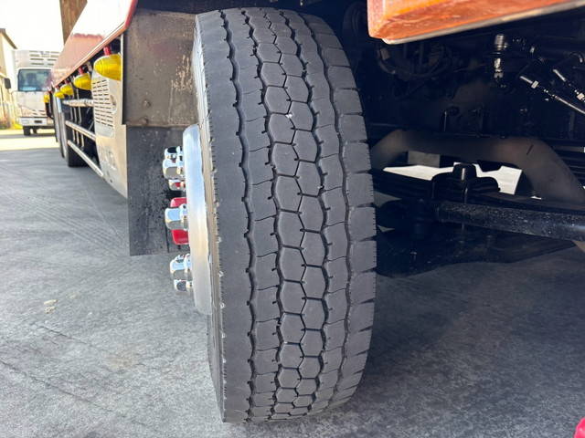 日野プロフィアセルフローダー大型（10t）[写真27]