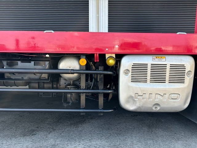 日野プロフィアセルフローダー大型（10t）[写真28]