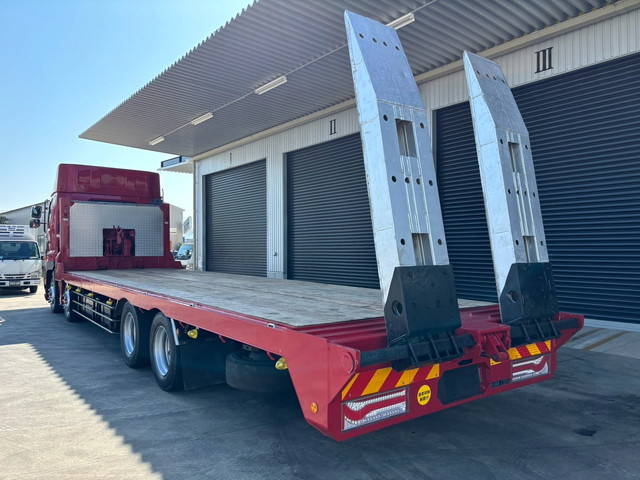 日野プロフィアセルフローダー大型（10t）[写真04]