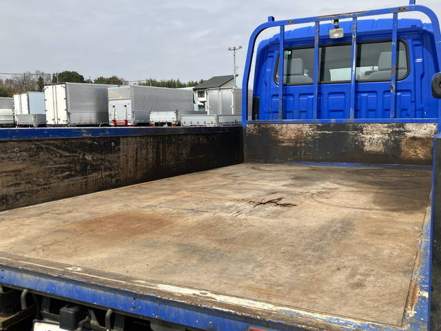 いすゞエルフダブルキャブ（Wキャブ）小型（2t・3t）[写真10]