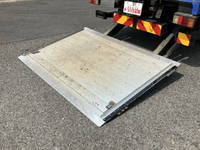 いすゞエルフダブルキャブ（Wキャブ）小型（2t・3t）[写真16]