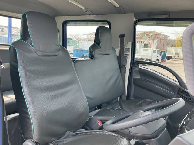 いすゞエルフダブルキャブ（Wキャブ）小型（2t・3t）[写真28]