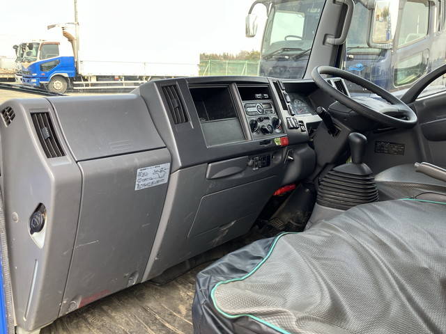 いすゞエルフダブルキャブ（Wキャブ）小型（2t・3t）[写真29]