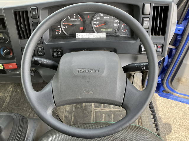 いすゞエルフダブルキャブ（Wキャブ）小型（2t・3t）[写真35]