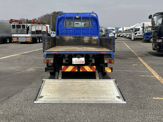 いすゞエルフダブルキャブ（Wキャブ）小型（2t・3t）[写真09]