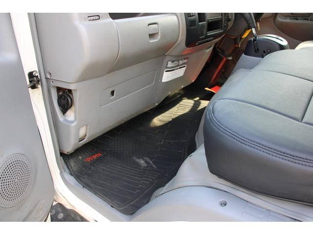 トヨタトヨエースダブルキャブ（Wキャブ）小型（2t・3t）[写真30]