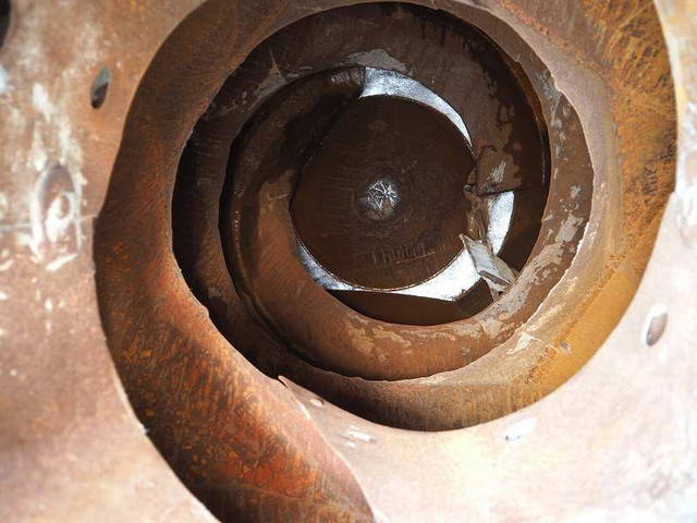 三菱ふそうキャンターミキサー車（コンクリートミキサー）小型（2t・3t）[写真14]