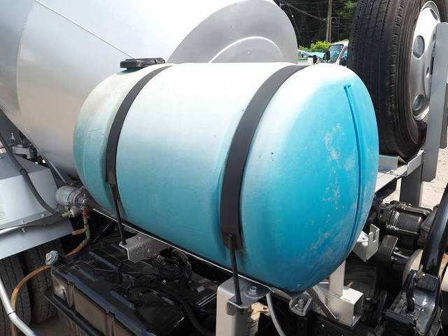 三菱ふそうキャンターミキサー車（コンクリートミキサー）小型（2t・3t）[写真16]