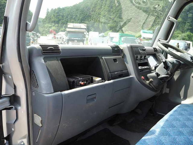 三菱ふそうキャンターミキサー車（コンクリートミキサー）小型（2t・3t）[写真33]