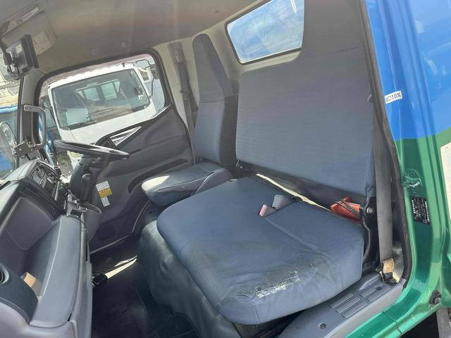 三菱ふそうキャンターパッカー車（塵芥車）小型（2t・3t）[写真15]