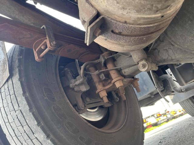 三菱ふそうキャンターパッカー車（塵芥車）小型（2t・3t）[写真37]