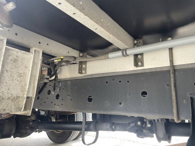 日野レンジャーアルミウイング中型（4t）[写真13]