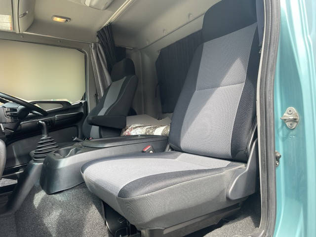 日野レンジャーアルミウイング中型（4t）[写真23]