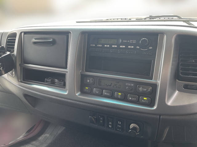 日野レンジャーアルミウイング中型（4t）[写真33]