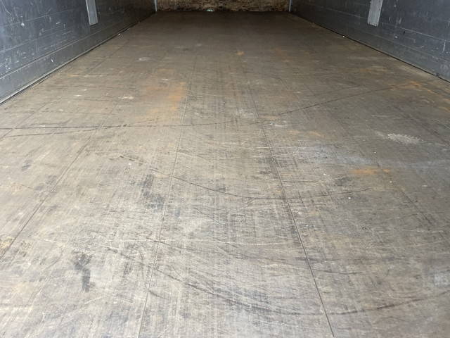 日野レンジャーアルミウイング中型（4t）[写真09]