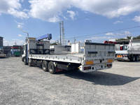 いすゞギガセルフクレーン4段大型（10t）[写真02]