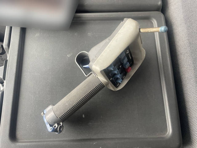 いすゞギガセルフクレーン4段大型（10t）[写真07]