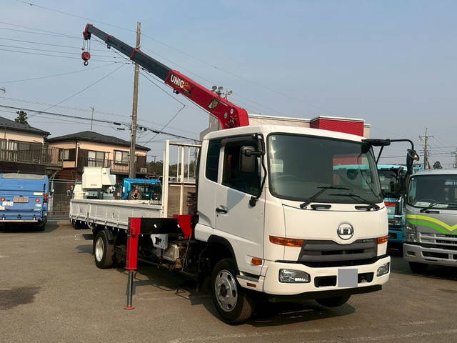 UDトラックスコンドルクレーン4段中型（4t）[写真03]