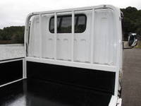 三菱ふそうキャンター平ボディ小型（2t・3t）[写真10]