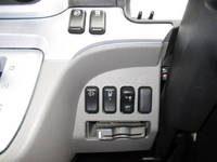 三菱ふそうキャンター平ボディ小型（2t・3t）[写真26]