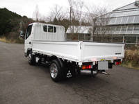 三菱ふそうキャンター平ボディ小型（2t・3t）[写真02]