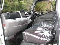 三菱ふそうキャンター平ボディ小型（2t・3t）[写真30]