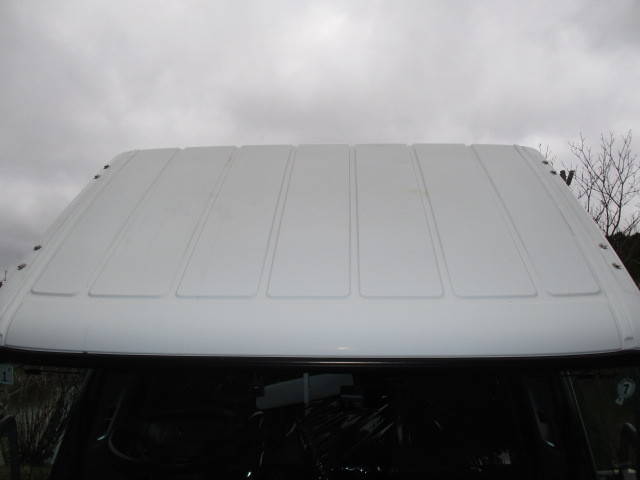 三菱ふそうキャンター平ボディ小型（2t・3t）[写真33]