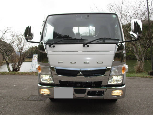 三菱ふそうキャンター平ボディ小型（2t・3t）[写真05]