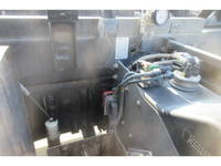 UDトラックスクオンダンプ大型（10t）[写真19]