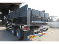 UDトラックスクオンダンプ大型（10t）[写真02]