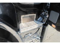 UDトラックスクオンダンプ大型（10t）[写真30]