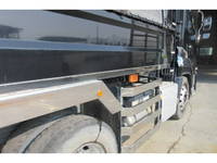 UDトラックスクオンダンプ大型（10t）[写真06]