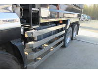 UDトラックスクオンダンプ大型（10t）[写真08]