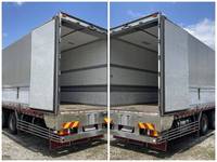 UDトラックスクオン冷蔵冷凍ウイング大型（10t）[写真10]