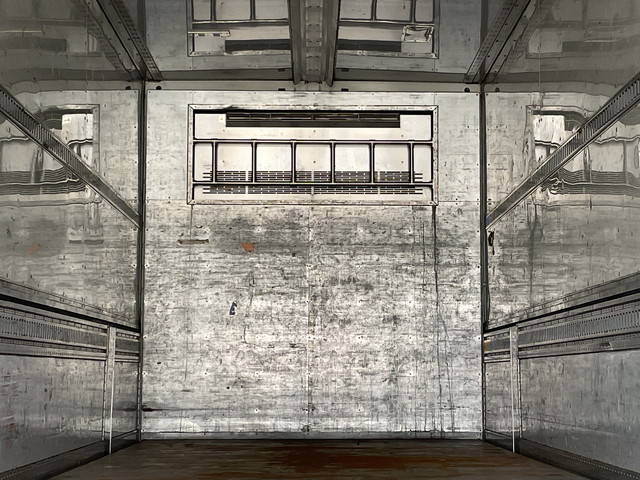 UDトラックスクオン冷蔵冷凍ウイング大型（10t）[写真15]