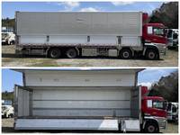 UDトラックスクオン冷蔵冷凍ウイング大型（10t）[写真06]